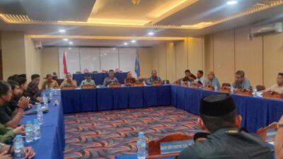 Hearing Mahasiswa Dalam Rapat Paripurna Bersama Pemda dan DPRD kabupaten Konawe Kepulauan Untuk Menindaklanjuti Putusan MA dan PTUN Sulawesi Tenggara Agar Merevisi RT RW Kabupaten Konawe kepulauan