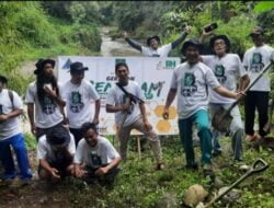 PKB Bondowoso Tanam Pohon Di Aliran Sungai Sampean