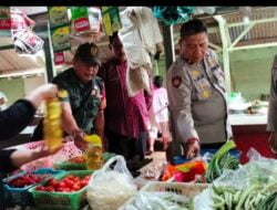 Polresta Malang Kota Patroli Dialogis di Pasar Tradisional Cek Ketersediaan Bahan Pangan