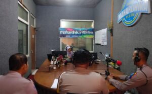 Sosialisasi Ops Keselamatan Semeru 2023, Polres Bondowoso Berikan Himbauan Melalui Siaran Radio