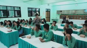 Polres Madiun Kota Berikan Edukasi Pencegahan Bullying Bagi di Sekolah