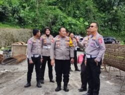 Dampingi Koorlantas Polri, Polda Jatim Tinjau Lokasi Pembangunan Gladak Perak di Lumajang