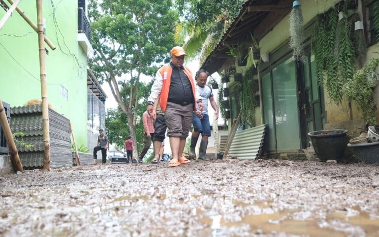 Ketua PKS Jatim Tinjau Lokasi Bencana Banjir Sempol Ijen Bondowoso