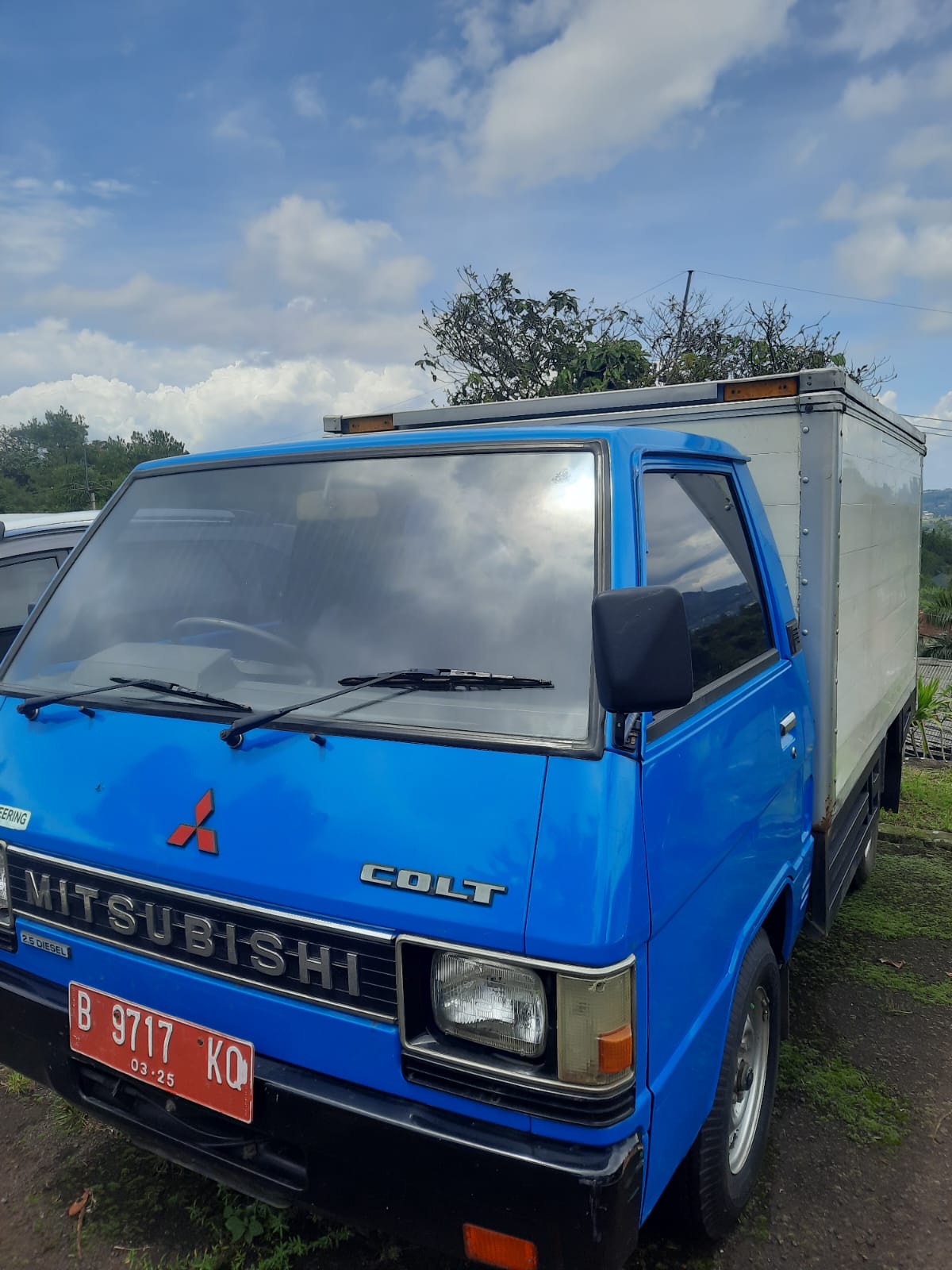 1 Unit Pick Up Mitsubhisi Kendaraan Dinas Plat Merah di Kabupaten Bogor Dilelang KPKNL Bogor