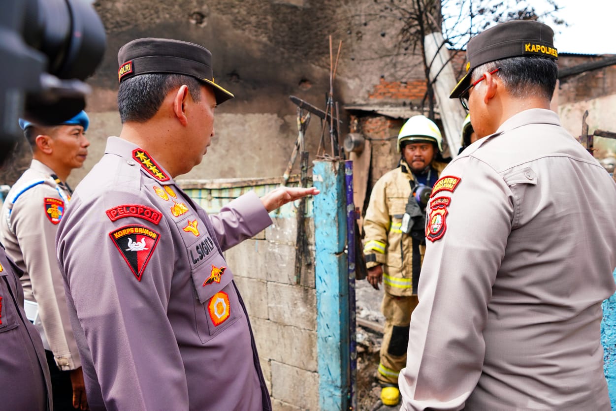 Kapolri Turun Langsung ke Lokasi Kebakaran Depo Pertamina Plumpang 