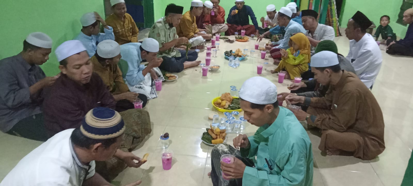 Buka Puasa Bersama di Masjid Jami'e Raudhatul Jannah