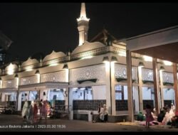 Masjid Jami’ Keramat Luar Batang dan Sosok Al Habib Husein bin Abu Bakar Alaydrus
