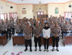 Wujudkan Polri Presisi, Bidpropam Polda Jatim Gelar Pembinaan Etika Profesi di Trenggalek