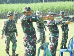 Jaga Ketrampilan dan Militansi Prajurit, Kodim 0822 Bondowoso Gelar Latihan Menembak