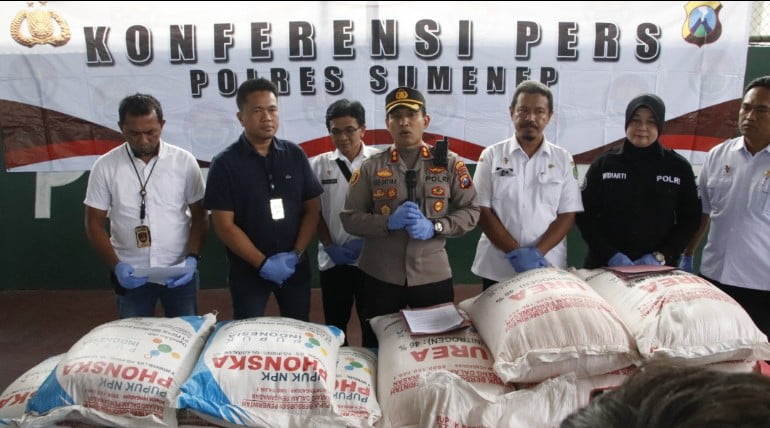 Polres Sumenep Ungkap Penyelundupan 18 Ton Pupuk Bersubsidi, Dua Tersangka Berhasil Diamankan