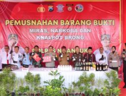 Polres Nganjuk Musnahkan Barang Bukti Sitaan Narkoba, Miras dan Knalpot Brong