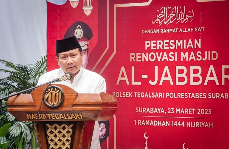 Awal Ramadhan, Kapolda Jatim Resmikan Masjid Al Jabbar di Polsek Tegalsari