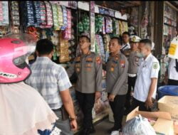 Selama Bulan Suci Ramadhan, Polres Bondowoso Pantau Harga Barang Pokok di Pasar Induk