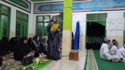 Kepala Desa Cempaka Hadiri Malam Nuzulul Qur’an di Masjid Miftahul Jannah Sungkai Jaya Lampung Utara