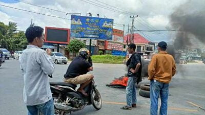 Krisis Transparansi Pada Proses Seleksi Tenaga Honorer Rumah Sakit Jantung Sultra, Kompak Sultra Melakukan Aksi Unjuk Rasa.