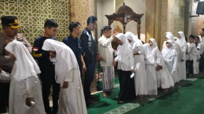 Aliansi Karawang Kondusif Bersama Bacaleg Provinsi Jabar  Dari Partai Gerindra  Gelar Bukber Berbagi Takjil dan Santunan Anak Yatim