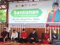 Wabup Santuni Seratus Anak Yatim