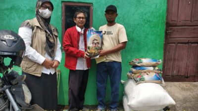 Pemkab Bekasi Terus Distribusikan Bantuan Benih Padi untuk Petani Terdampak Banjir