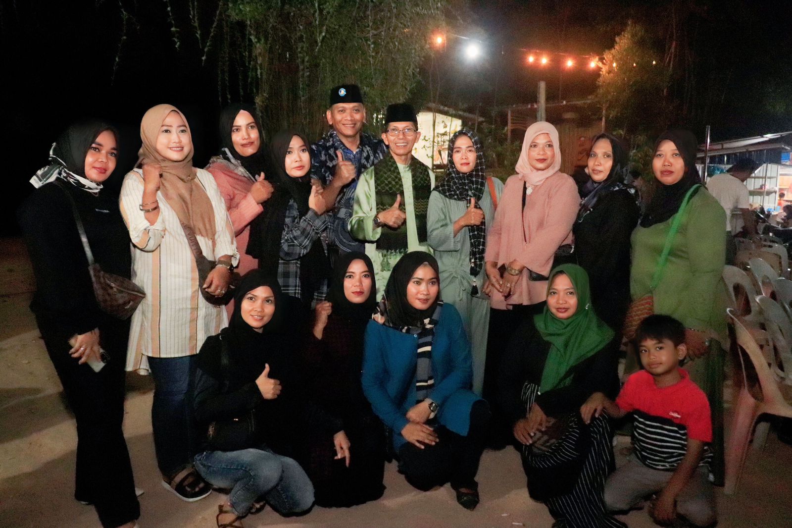 Amsakar Achmad Sambangi Markas Relawan SABAR sekaligus Ramah tamah Anak Yatim Piatu