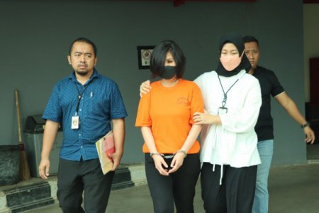 Natalia Rusli Di Pindahkan Ke Rutan Pondok Bambu,Korban Mohon Hakim Beri Keadilan Dan Hukum Natalia Rusli Seberatnya