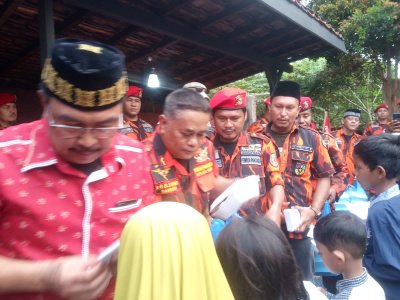 KOTI Mahatidana PP Kabupaten Bekasi Berbagi Ke Yatim dan Beri Bingkisan Idul Fitri