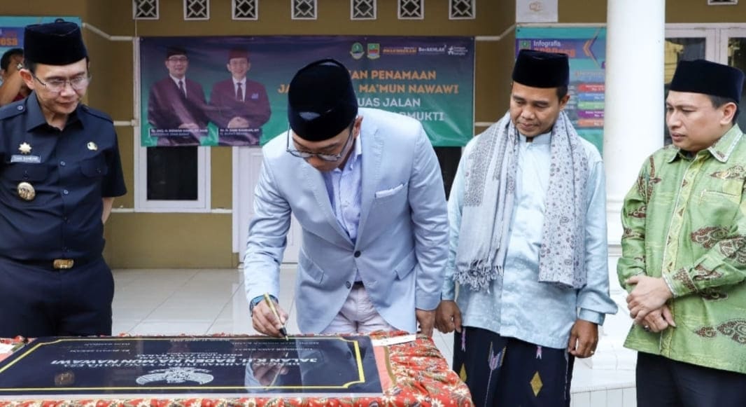 Dani Ramdan Dampingi Gubernur Jabar Resmikan Nama Jalan KH Raden Ma'mun Nawawi