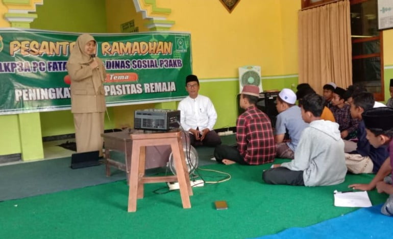 Dinas Sosial dan Fatayat Turun Ke Sekolah Tekan Angka Pernikahan Dini