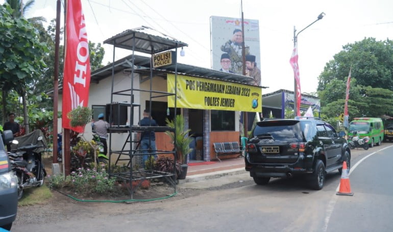 Polres Jember Siagakan Personel Gabungan 24 Jam Layani Pemudik di Pospam dan Posyan