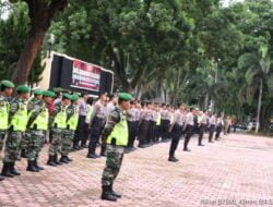 Prajurit Kodim 0822 Ikuti Apel Gabungan PAM Malam Takbir Dan Sholat Idul Fitri 1444 H