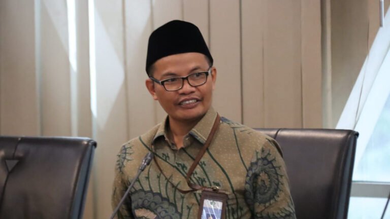 Matahari Lintasi Atas Ka’bah 27 dan 28 Mei, Kemenag Imbau Cek Arah Kiblat