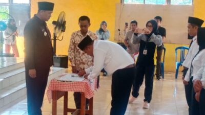 Jajaran Polres Pali Melalui Polsek Tanah Abang Memberikan Himbauan Kamtibmas dan Penggalangan Terhadap Kepala Desa Serta Perangkat Desa Yang Baru dan Perangkat Desa Yang Lama Desa Sukaraja