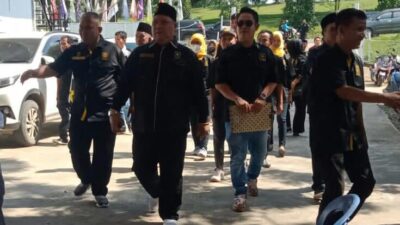 Ketua DPD Partai Ummat Daftarkan Bacalegnya Ke KPUD Kabupaten Pali