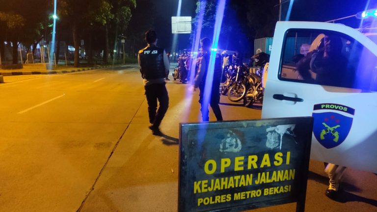 Polres Metro Bekasi Gelar Operasi Kejahatan Jalan dan Patroli