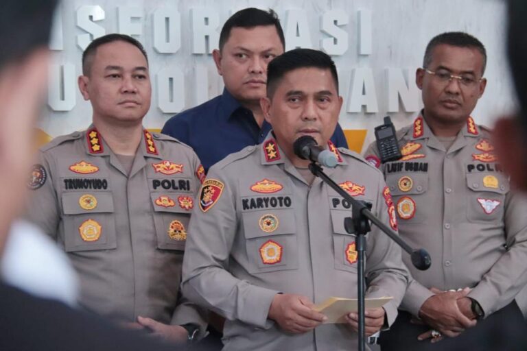 Karena Peduli ke Masyarakat, Irjen Pol Karyoto Luncurkan Hotline Pengaduan 