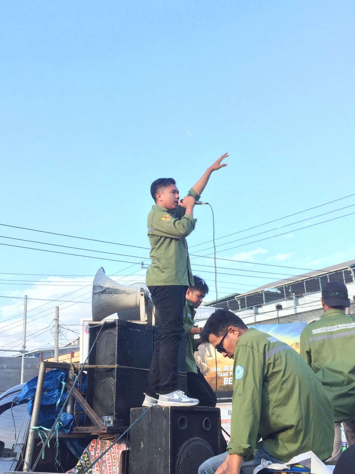 Keluarga Besar Mahasiswa UMKendari melakukan Aksi Konsolidasi Akbar Tolak Aktivitas PT GKP