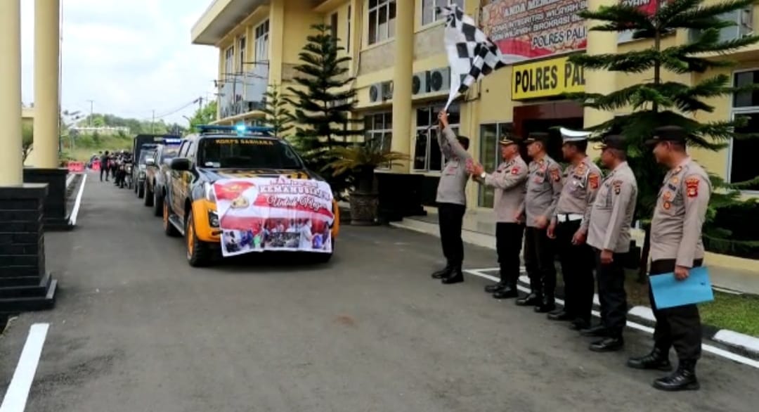 Polres Pali Melepas Secara Simbolis Bantuan Paket Sembako Untuk Masyarakat Yang Kurang Mampu