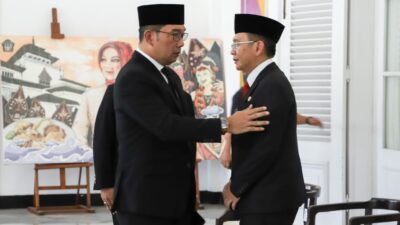 Ini Pesan RK Pada Serahterima Perpanjangan SK Pj Bupati Bekasi