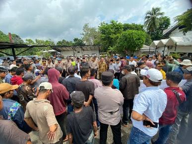 Unjuk Rasa Warga Terkait Kegiatan Survei Eksplorasi Seismik PT DAQING CITRA PTS diwilayah Kecamatan Abab Kabupaten Pali