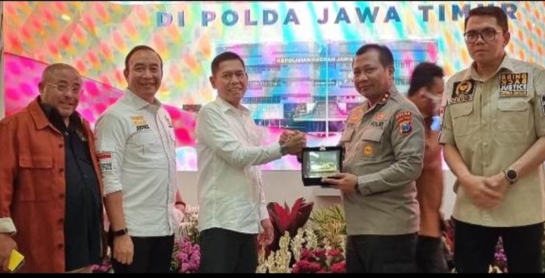 Kunjungi Polda Jatim, Komisi III DPR RI Pastikan Tusi Polri Jaga Kamtibmas Berjalan Lancar