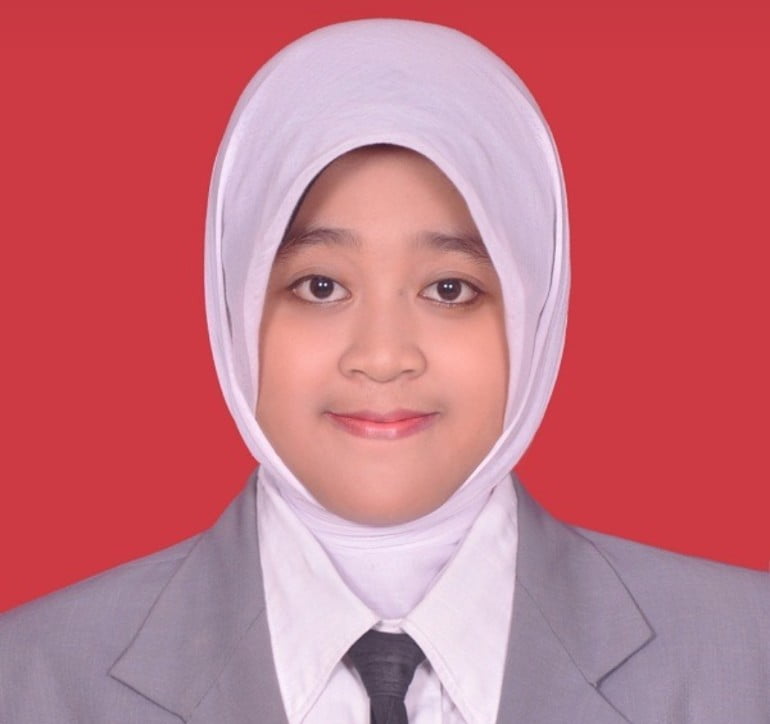 2 Mei Dalam Fenomena Pendidikan Saat Ini Hingga Masa Depan, Oleh Amalia Martha Santosa, S.Pd., M.Pd. Dosen Fakultas keguruan Ilmu Pendidikan Universitas Bondowoso Jatim