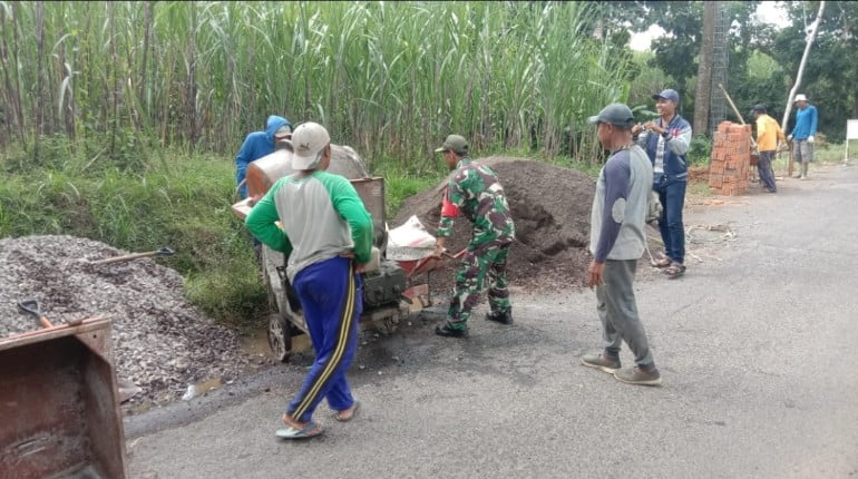 Kodim 0822 Bondowoso Tandai Program TMMD 116 dengan 4 Gapura