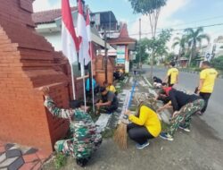 Tetap Solid, TNI – Polri di Tulungagung Laksanakan Jumat Bersih