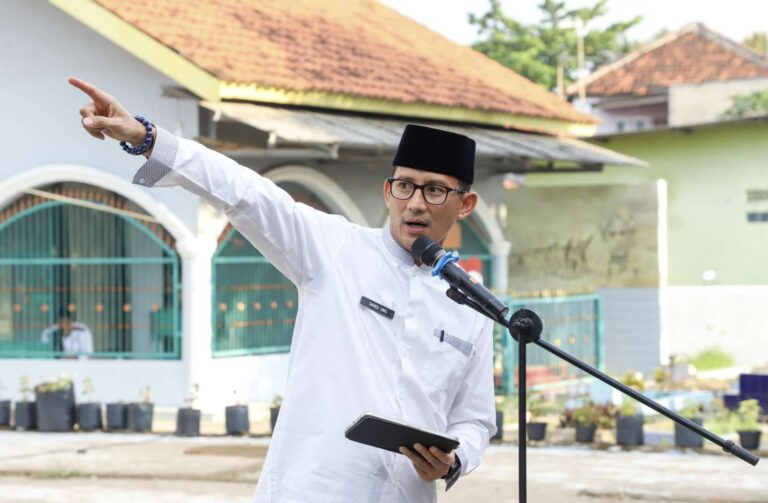 Ini Pendapat Sandiaga Uno Tentang Pengajuan KH. Ma’mun Nawawi sebagai Pahlawan Nasional