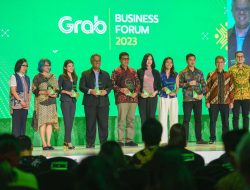 Biteship Menerima Penghargaan “Layanan Pengiriman Konsumen Terbaik” dari Grab pada Forum Bisnis Grab 2023