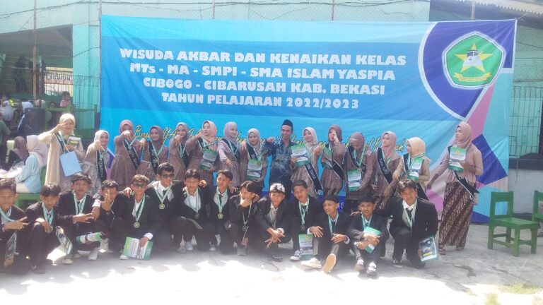 YASPIA Cibogo Cibarusah Gelar WISUDA Akbar dan Kenaikan Kelas MTs – MA – SMPI – SMA Islam Tahun Pelajaran 2022/2023