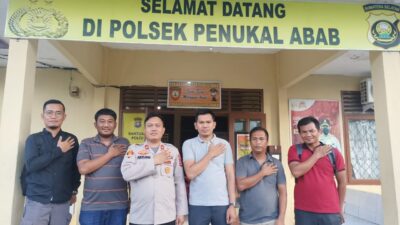 Kapolsek Penukal Abab IPTU Arzuan SH, Menerima kunjungan ketua Panitia Pemilihan Kecamatan (PPK) Penukal