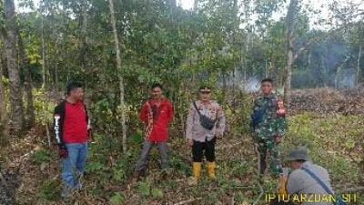 Polsek Penukal Abab Cek Pembakaran Lahan Pertanian di Desa Raja Jaya