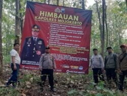 Cegah Kebakaran Hutan Polres Mojokerto Edukasi Warga dan Pasang Himbauan Karhutla