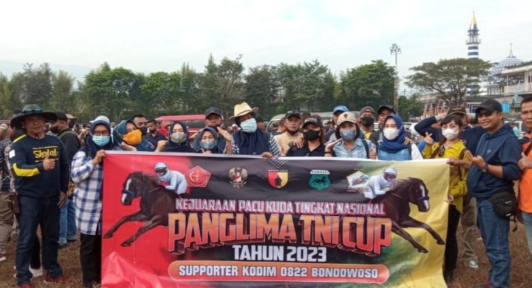 Kerahkan Prajurit dan Persit Kodim 0822 Bondowoso Event Kejurnas Pacu Kuda Panglima TNI Cup 2023