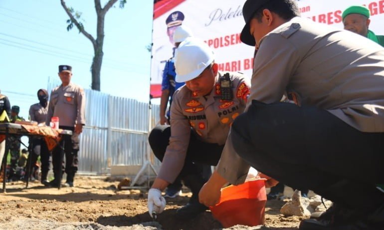 Polres Magetan Terima Kado Pembangunan Mapolsek Panekan di Hari Bhayangkara Ke 77